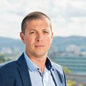 Po škandalu v Romuniji: kako je posloval GEN-I Sonce in koliko je zaslužil Hudohmet poslovni