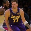 Ob 4.00 Clippersi Lakerse gostijo v tretji "bitki za Los Angeles" te sezone