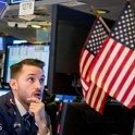 Wall Street drugi dan zapored zrasel zaradi Trumpove poteze
