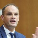 Kadrovske agencije bi lahko po novem zaposlovale tudi tujce poslovni