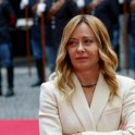 Evropske poslanke tarča pornografskih globokih ponaredkov. Meloni v zaščito svojega glasu.