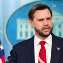 Pogovori med ZDA in Iranom preloženi. Vance odpovedal polet v Švico.