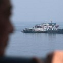 V Indoneziji po brodolomu potniške ladje iščejo več kot sto ljudi
