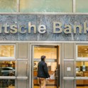 Najboljše četrtletje v štirih letih: Deutsche Bank v pol leta dosegla 52 milijard evrov trajnostnega financiranja