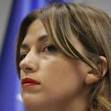 Kosovski poslanci in poslanke izvolili predsednico parlamenta. Kriza traja že več kot leto dni.