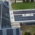 Plačujete za elektriko več tisoč evrov na mesec? Preverite, ali se vam izplača hibridna sončna elektrarna